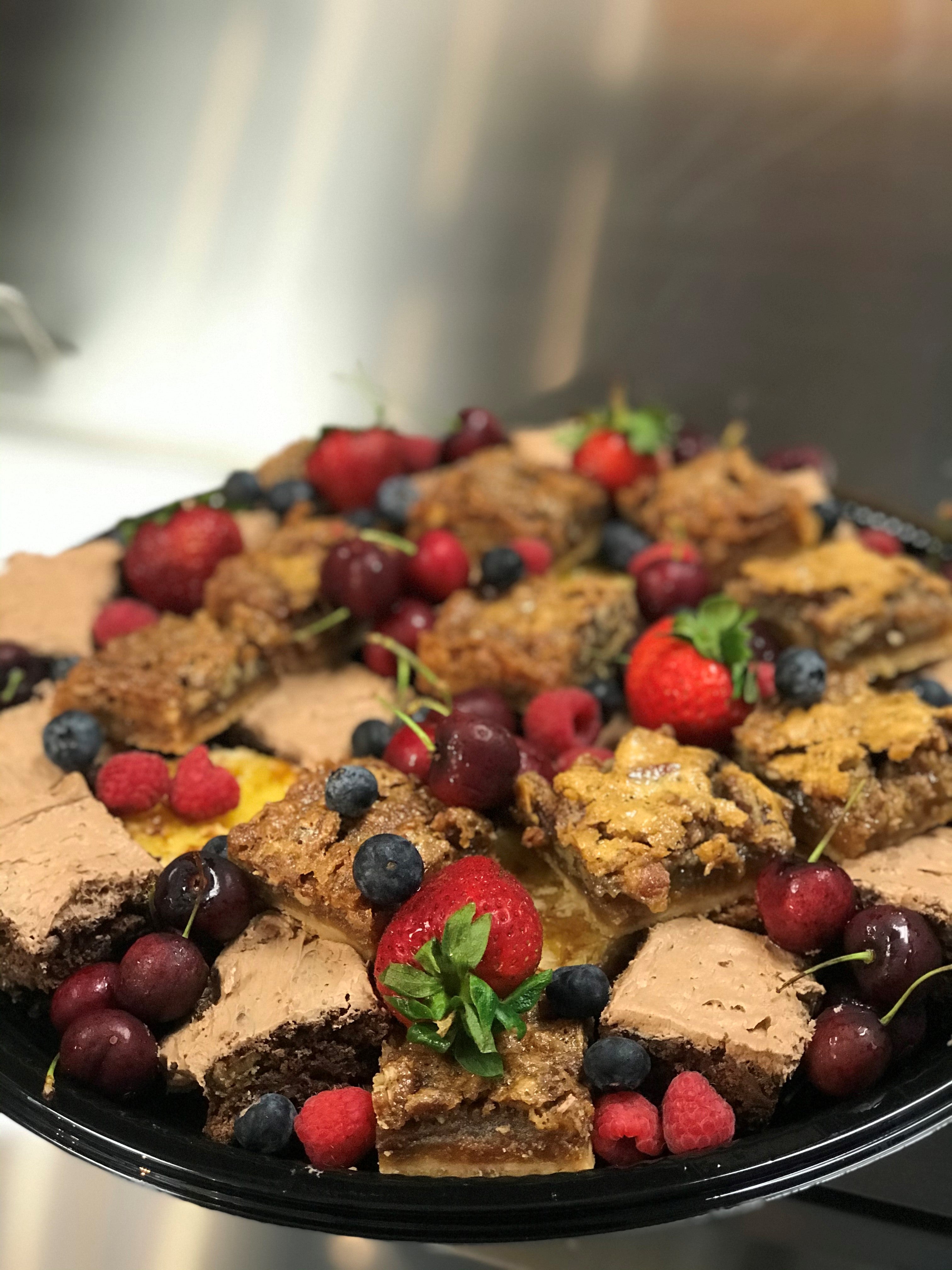 16" Dessert Tray